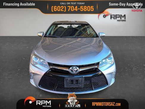 Used 2017 Toyota Camry XSE w/ Moonroof Package image 2