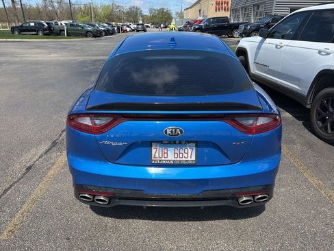 Used 2018 Kia Stinger GT1 image 5
