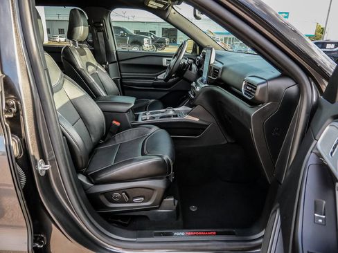Used 2020 Ford Explorer ST w/ Premium Technology Package AWD/4WD image 15