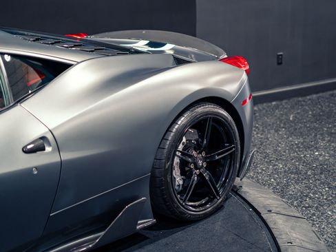 Used 2015 Ferrari 458 Speciale Coupe RWD image 4
