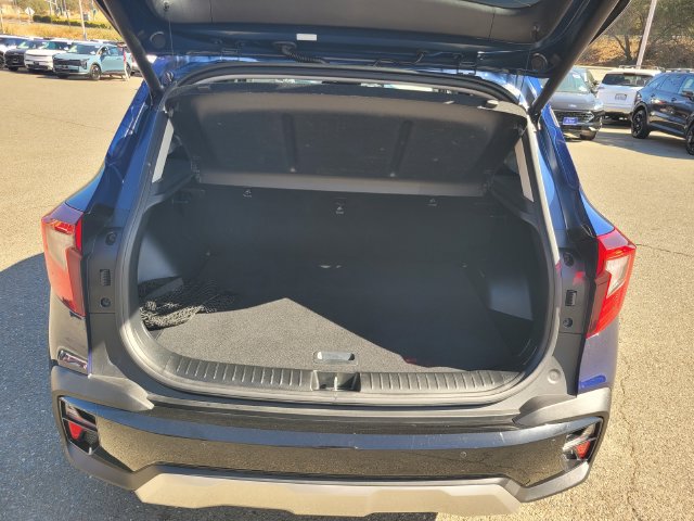 Used 2025 Kia Seltos EX w/ EX Sunroof Package AWD/4WD image 8