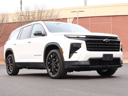 Certified 2024 Chevrolet Traverse LT w/ Enhanced Driving Package