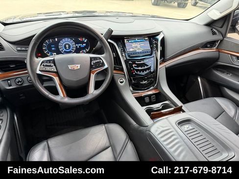 Used 2018 Cadillac Escalade Premium Luxury image 65