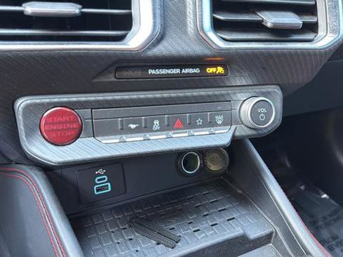 Used 2024 Ford Mustang GT Premium image 19