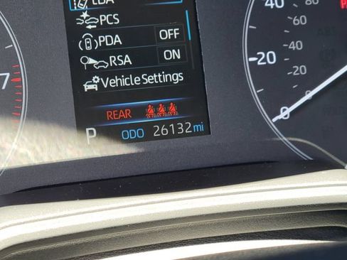 Used 2023 Toyota Corolla LE FWD image 10