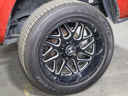 Used 2016 Toyota Tacoma SR5 image 34