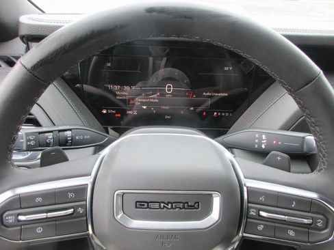 New 2026 GMC Yukon Denali image 18