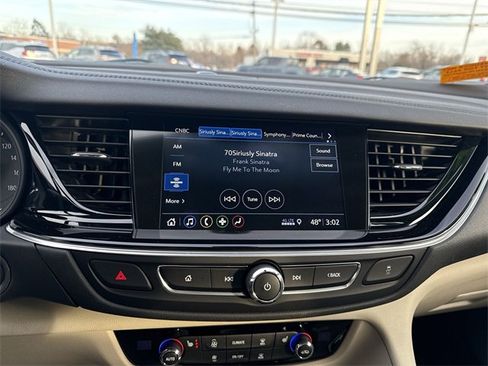 Used 2019 Buick Regal Essence image 14