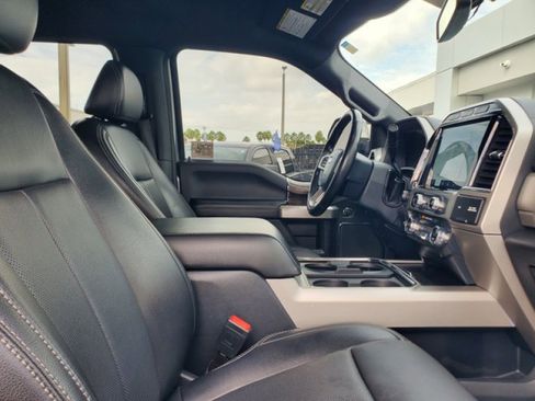 Certified 2022 Ford F250 Lariat w/ Lariat Ultimate Package image 36