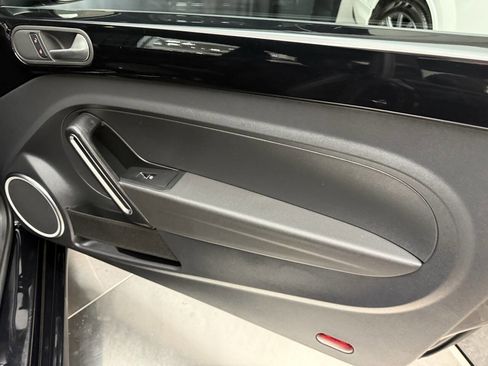 Used 2016 Volkswagen Beetle 1.8T SE image 21