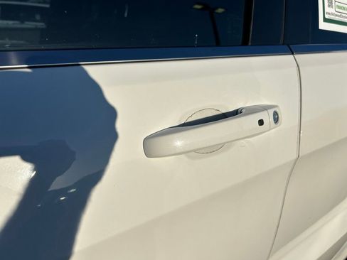 Used 2021 Jeep Grand Cherokee Laredo RWD image 21