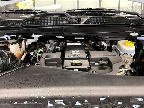 Used 2024 RAM 2500 Big Horn w/ Off Road Package image 9