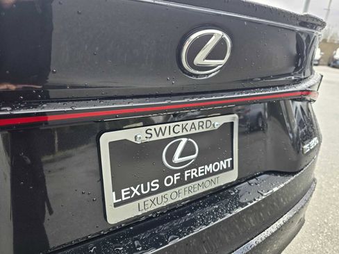 Certified 2025 Lexus IS 300 F Sport image 16