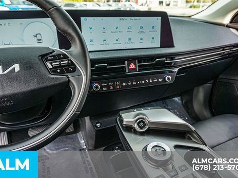 Used 2024 Kia EV6 Light image 34