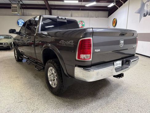 Used 2018 RAM 2500 Laramie w/ Off Road Package AWD/4WD image 5