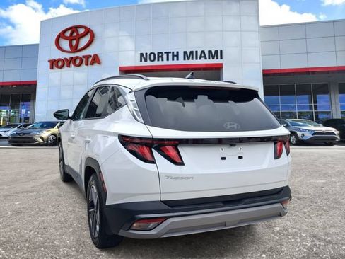 Used 2025 Hyundai Tucson SEL FWD image 3