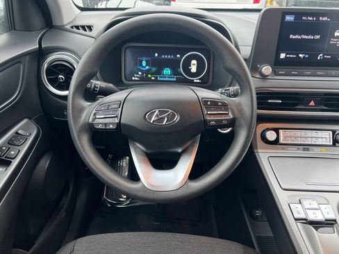 Certified 2023 Hyundai Kona SE image 17