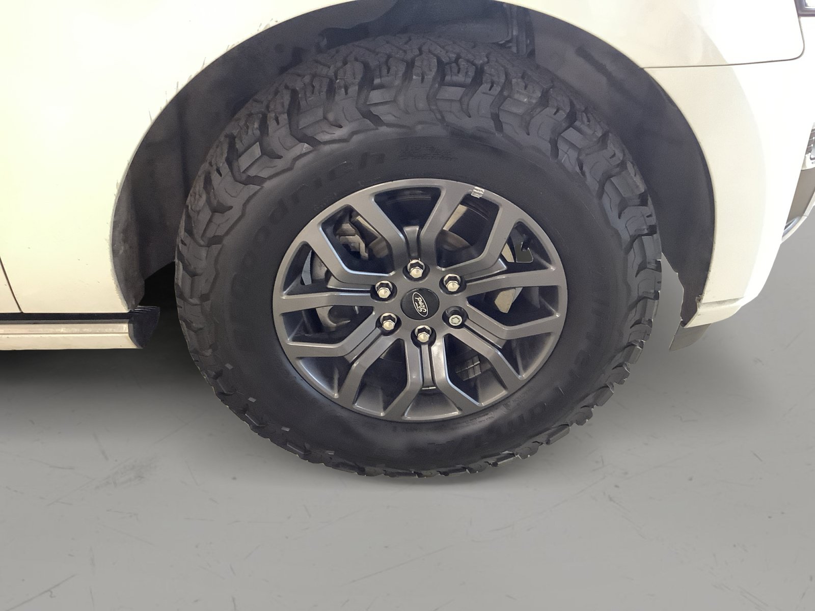 Used 2023 Ford Expedition Max Platinum AWD/4WD image 9