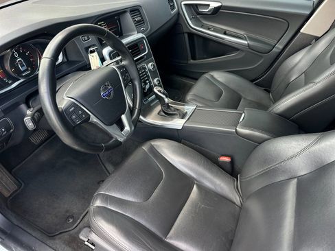 Used 2016 Volvo S60 T5 Premier image 9