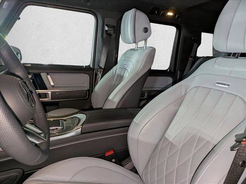 Certified 2025 Mercedes-Benz G 63 AMG 4MATIC image 18