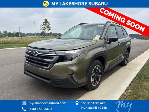 Used 2025 Subaru Forester Premium AWD/4WD image 3