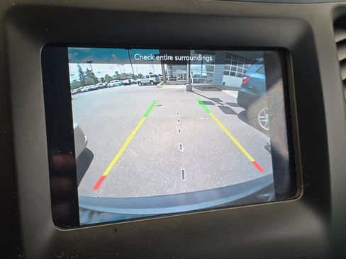Used 2020 Jeep Cherokee Latitude FWD image 20