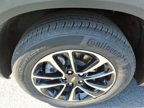 Used 2025 Chevrolet TrailBlazer LT FWD image 4
