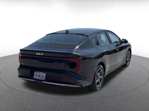 Used 2025 Kia K4 FWD image 14