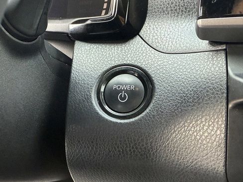 Certified 2025 Toyota Camry SE image 29