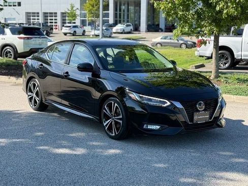Certified 2020 Nissan Sentra SR w/ Premium Package FWD image 3