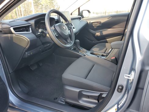 Certified 2025 Toyota Corolla LE image 16