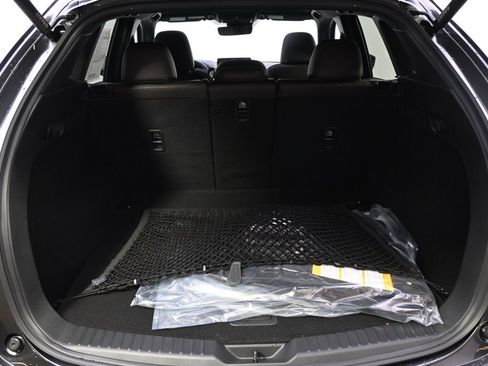 New 2025 MAZDA CX-5 Signature image 19