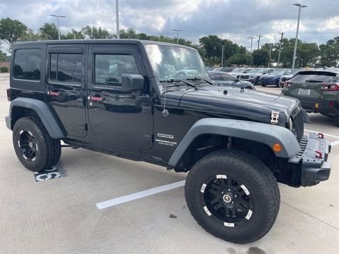 Used 2015 Jeep Wrangler Unlimited Sport w/ Quick Order Package 24S AWD/4WD image 1