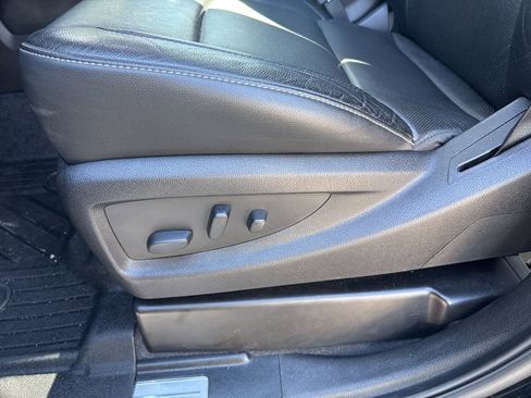 Used 2019 Chevrolet Silverado 2500 LTZ w/ Duramax Plus Package image 24