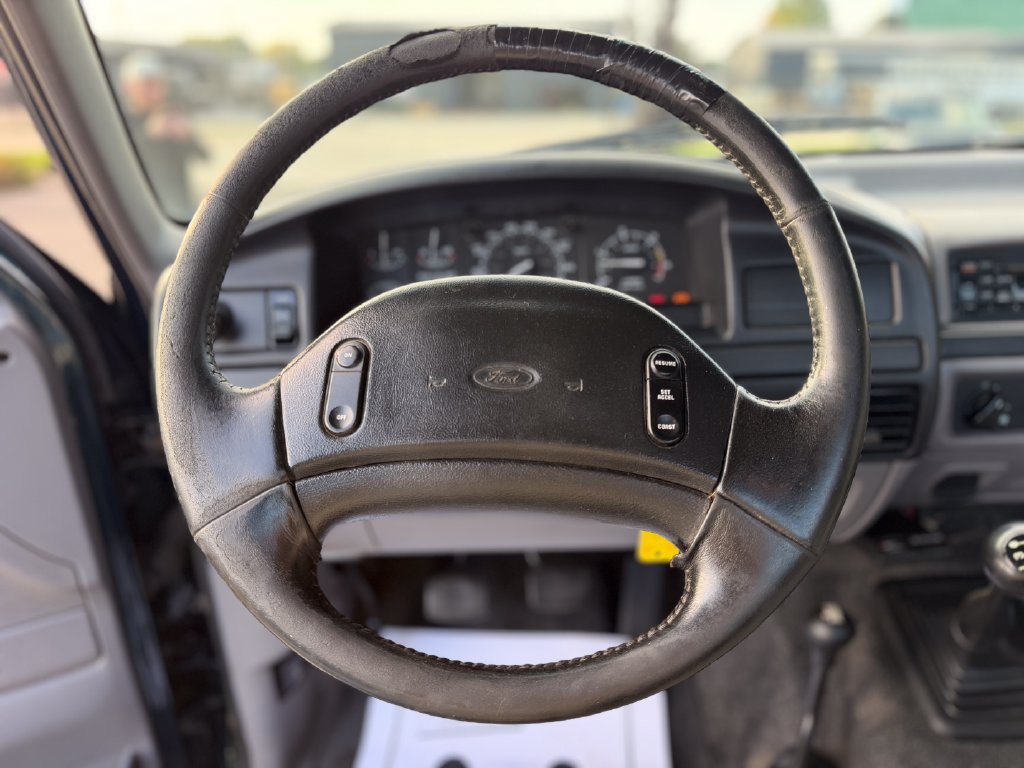 Used 1997 Ford F350 4x4 Regular Cab image 10