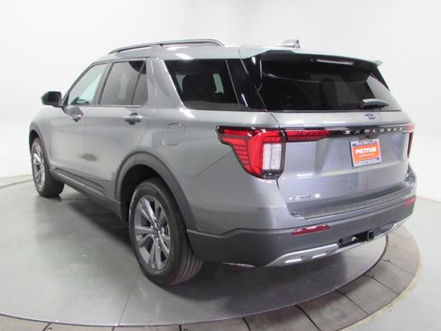 New 2026 Ford Explorer Active w/ Active Comfort Package AWD/4WD image 5