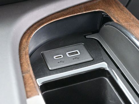 Used 2022 Cadillac Escalade Sport Platinum image 23