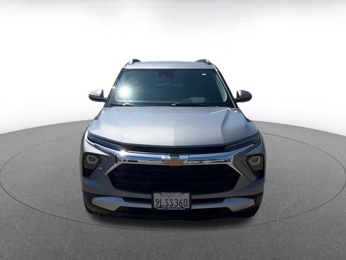 Used 2024 Chevrolet TrailBlazer LT w/ Driver Confidence Package image 4