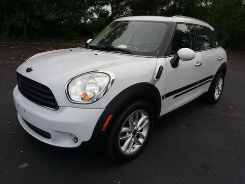 Used 2012 MINI Cooper Countryman FWD image 4