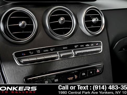 Used 2022 Mercedes-Benz GLC 300 GLC 300 4MATIC SUV image 11
