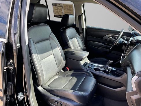 Used 2020 Chevrolet Traverse Premier image 7