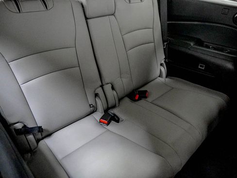 Used 2022 Honda Pilot Elite image 37