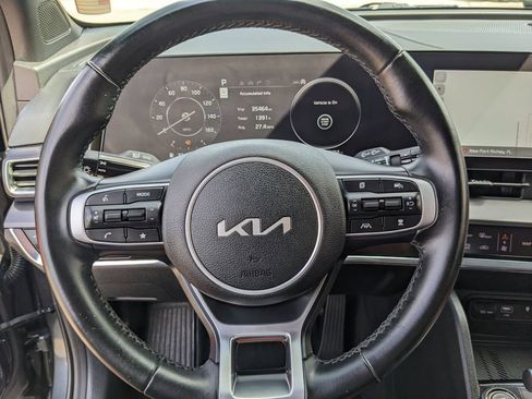 Certified 2024 Kia Sportage SX image 30