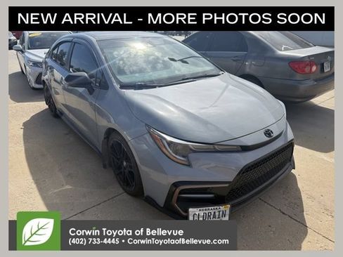 Used 2022 Toyota Corolla SE FWD image 1
