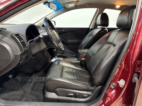 Used 2011 Nissan Altima 2.5 S FWD image 11