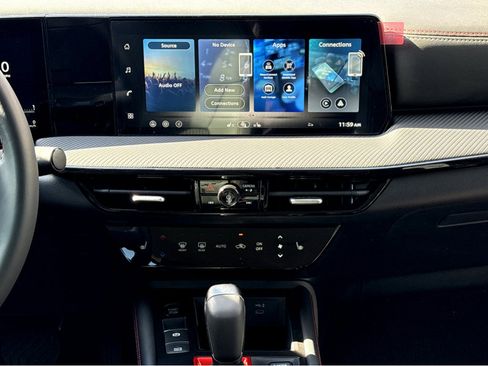 New 2026 Nissan Kicks SR w/ Cold Weather Package FWD image 26