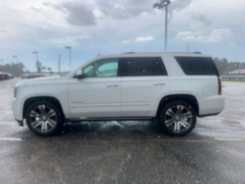 Used 2018 GMC Yukon Denali w/ Denali Ultimate Package AWD/4WD image 6