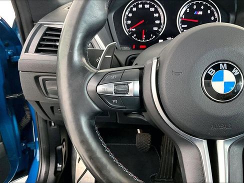 Used 2018 BMW M2 image 27