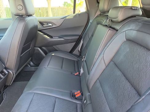 Used 2026 Chevrolet Equinox LT w/ Convenience Package II AWD/4WD image 12