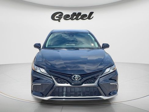 Used 2023 Toyota Camry XSE FWD image 2